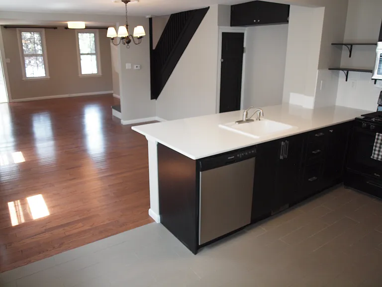 4377 Manayunk Ave — Photo 13