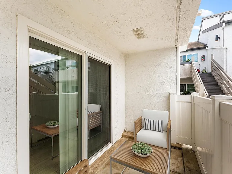 Monroe Gardens — Photo 15