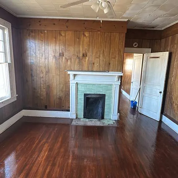 1201 W Main St #2 — Photo 3