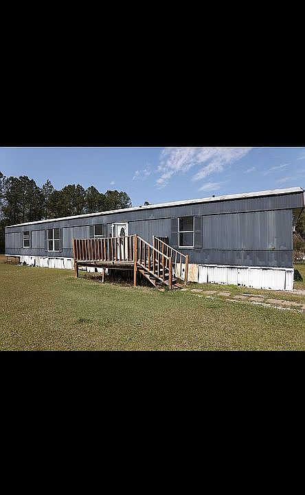 1st image of 3046 Lucas Cir