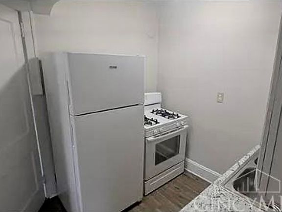 2nd image of 1205 Ryland Ave #3