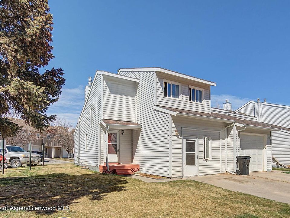 1st image of 460 Wild Rose Ln