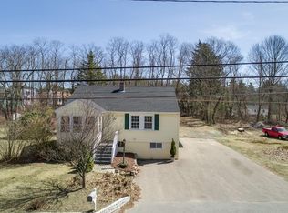 51 Elm St, Hopkinton, MA 01748