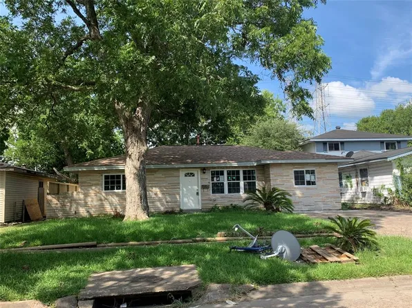 404 Delta St, Pasadena, TX 77506