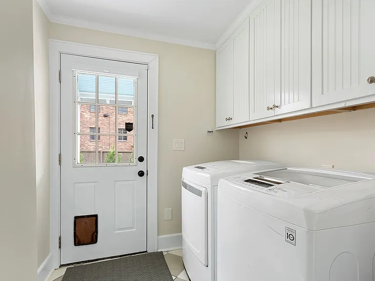 62 Barre St — Photo 32