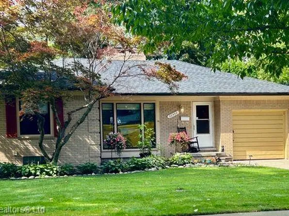 30498 Grandon St N, Livonia, MI 48150