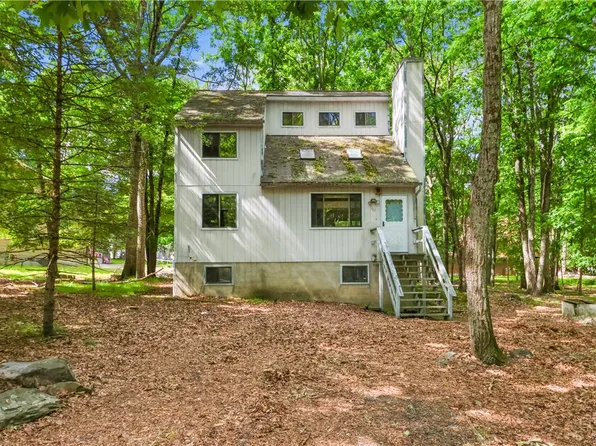 1422 Melrose Ter, East Stroudsburg, PA 18301