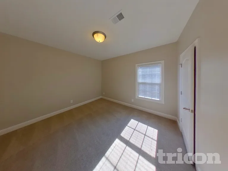 5105 Cloverhill Dr — Photo 16