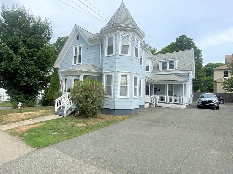 Reed St — Photo 1