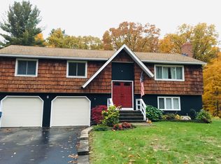 11 Box Turtle Ln, Windsor, CT 06095