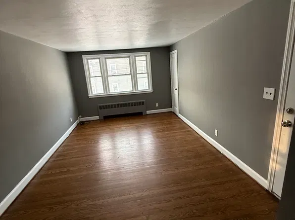 66 Church St #3, East Hartford, CT 06108