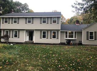 181 Driftwood Ln, Trumbull, CT 06611