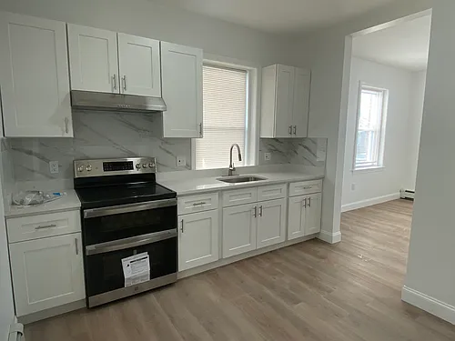 332 Medford St #2 Photo 1