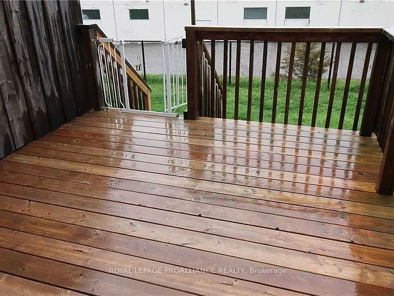 53 Ridgeway Pl — Photo 14