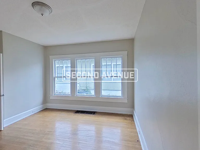 4105 Avenue Q — Photo 7