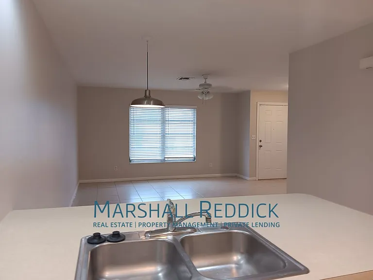 1312 SE 2nd Pl — Photo 6