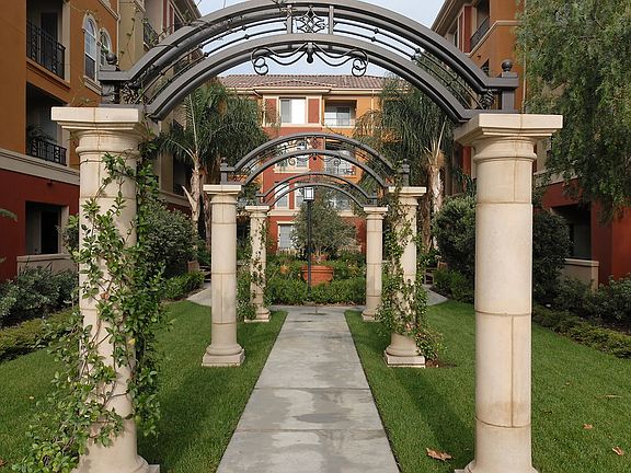 Renaissance at Uptown Orange