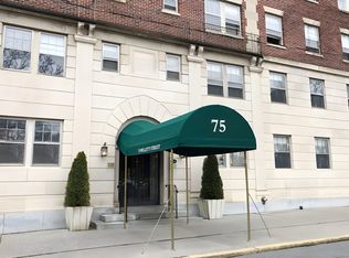 75 Willett, Albany, NY 12210