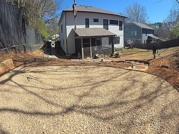 4th image of 328 Marigna Ave