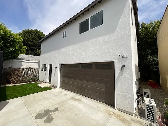 2 bed, 1200 sqft, $4,150 — Photo 1
