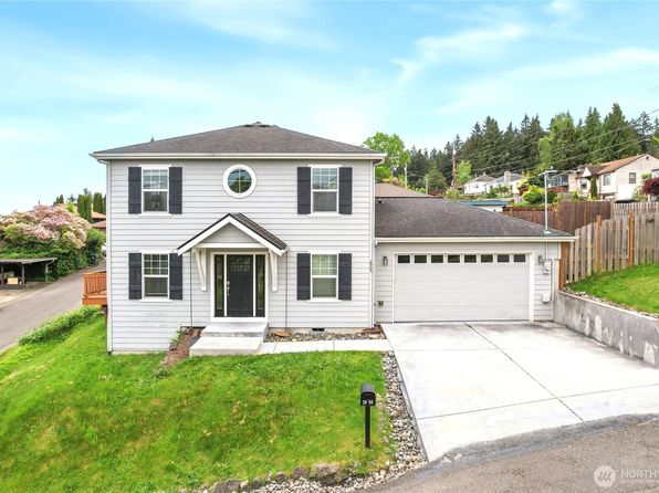 2965 9th Street, Bremerton, WA 98312