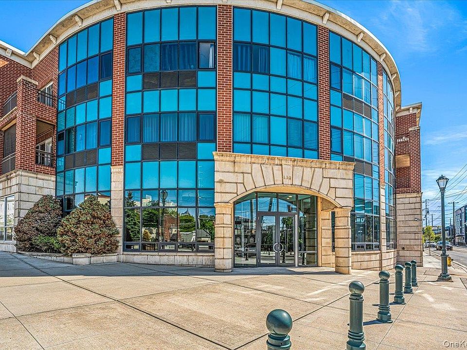 1st image of 130 Post Avenue #324