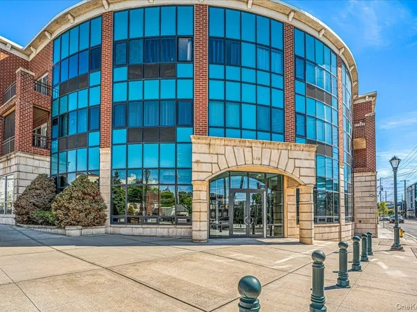 130 Post Avenue #324, Mineola, NY 11590