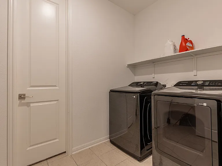 2332 Giona Pl — Photo 50