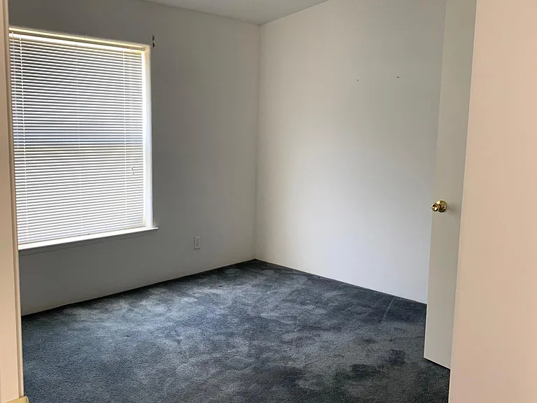 7807 County Road 150 — Photo 8