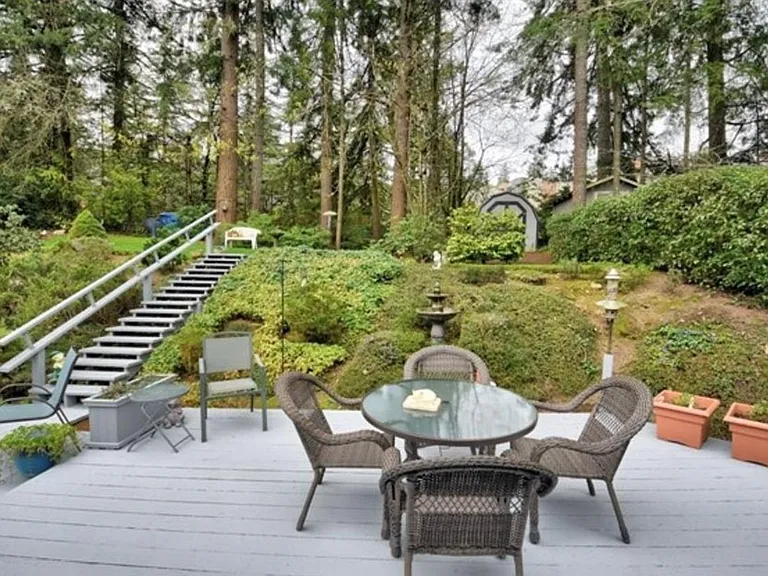 3137 Hampton Dr SW — Photo 16