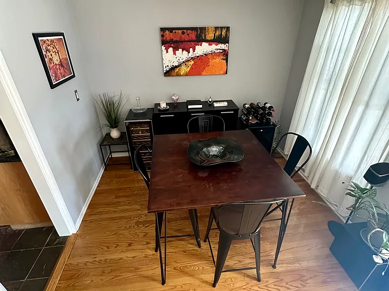 8958 N Swinton Ave — Photo 43