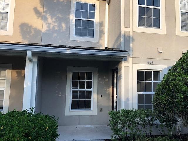 1st image of 445 Carina Cir