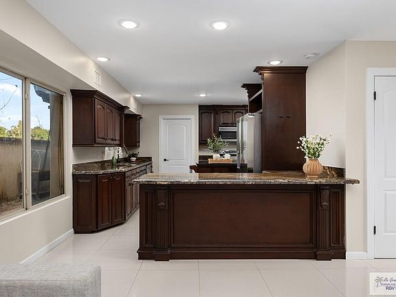4th image of 84 Arien Ct