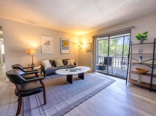 6519 W Newberry Rd APT 805, Gainesville, FL 32605