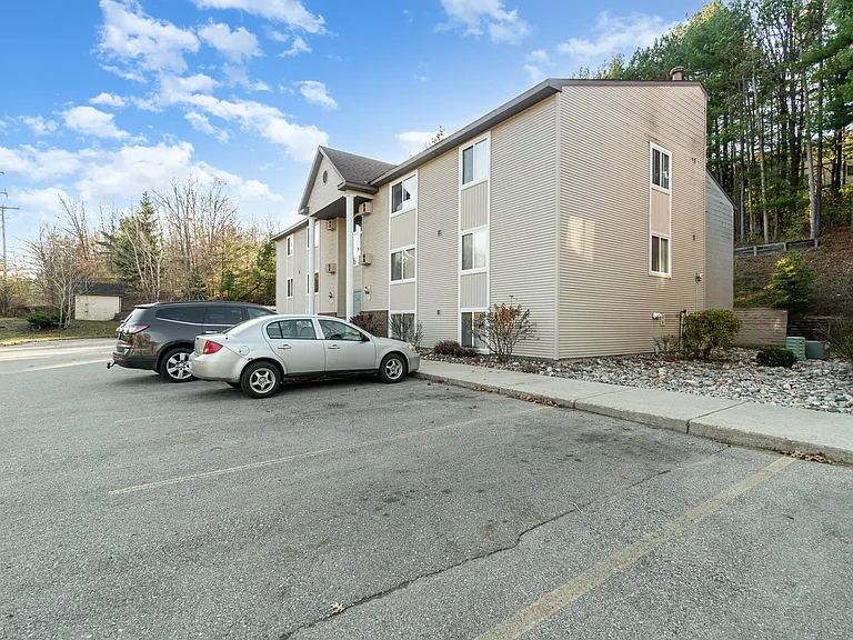 The Tides 1510 Veterans Dr — Photo 10