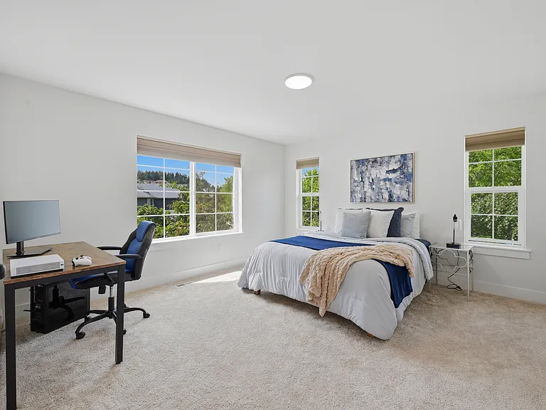 9330 Templeton Ave SE — Photo 29