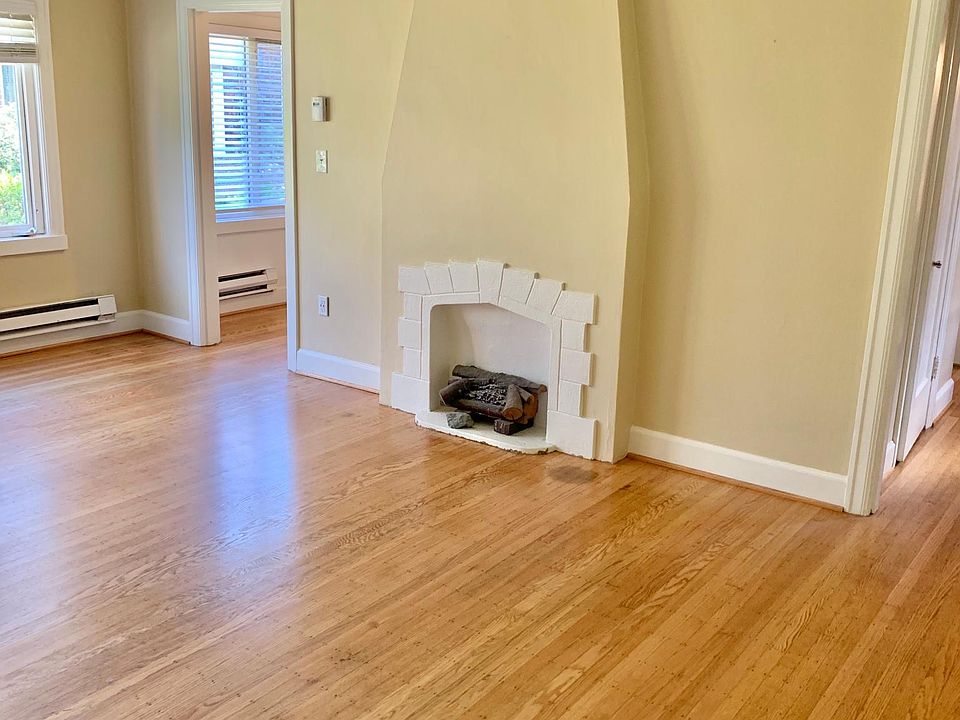 Large Living room with windows facing North and South, Year round light
