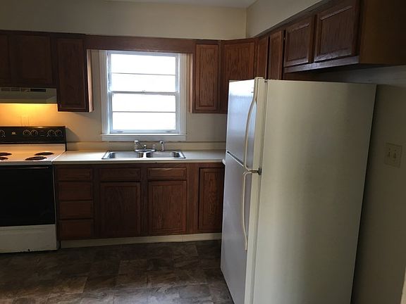 3rd image of 4101 Riverview Ave