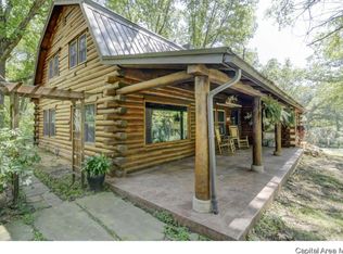 3822 Camp Cilca Rd, Cantrall, IL 62625