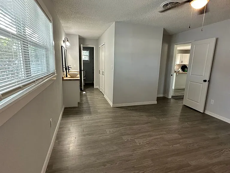 4959 Tangerine Ave — Photo 5