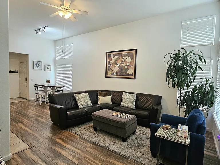 5855 N Kolb Rd #8207 — Photo 2