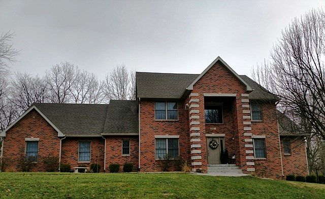 1st image of 2107 Woodcrest St