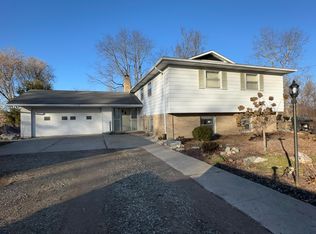 4390 W Hickory Rd, Hickory Corners, MI 49060