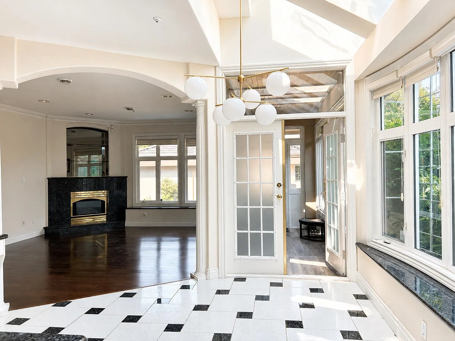 6 bed, 3500 sqft, $7,200 — Photo 4