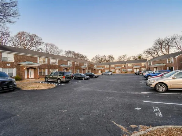 988 N King St, Hampton, VA 23669