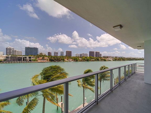 2nd image of 10201 E Bay Harbor Dr APT 307