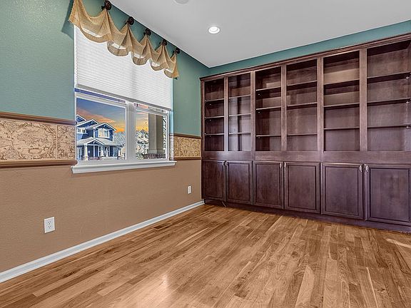 Study or 4th Bedroom