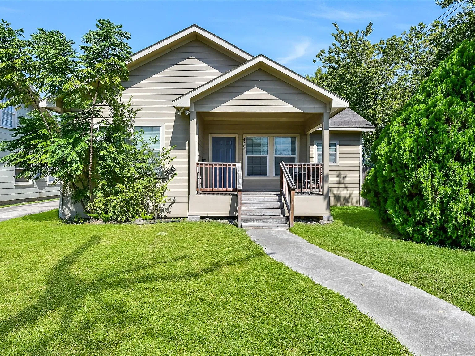 3 bed, 2.0 bath, 1210 sqft, $2,250 — Photo 1