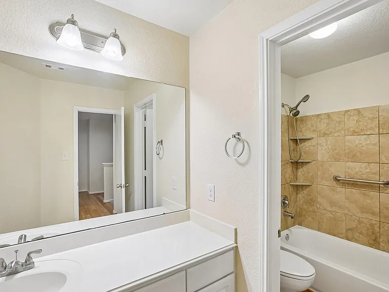 21127 Fox Orchard Ct — Photo 29