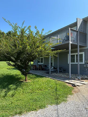 317 Burnett Station Rd Photo 1